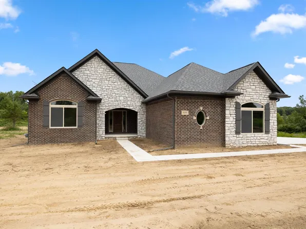 5191 Silver Hill Dr, Dryden, MI 48428