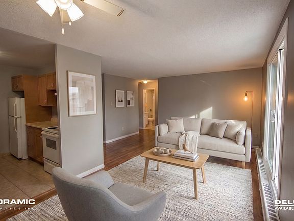 2nd image of 2100 Regent St #101