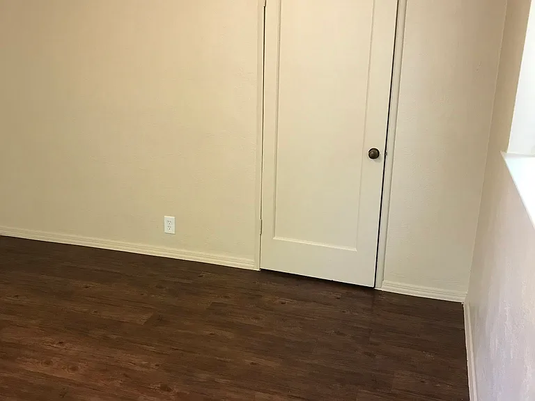 5385 W Mission Ave — Photo 12