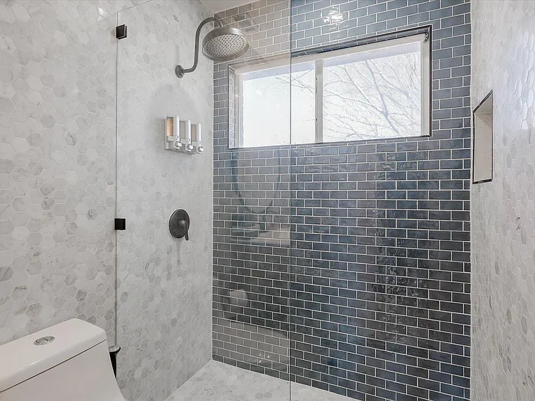 2620 Bordeaux Dr — Photo 35