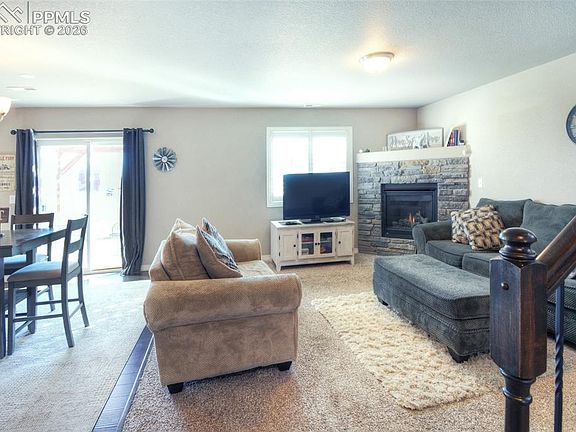 5th image of 7487 Benecia Dr