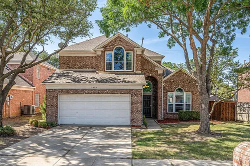 1605 Highdale Ct Photo 1