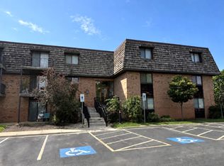 2 Oak Creek Dr APT 1210, Buffalo Grove, IL 60089