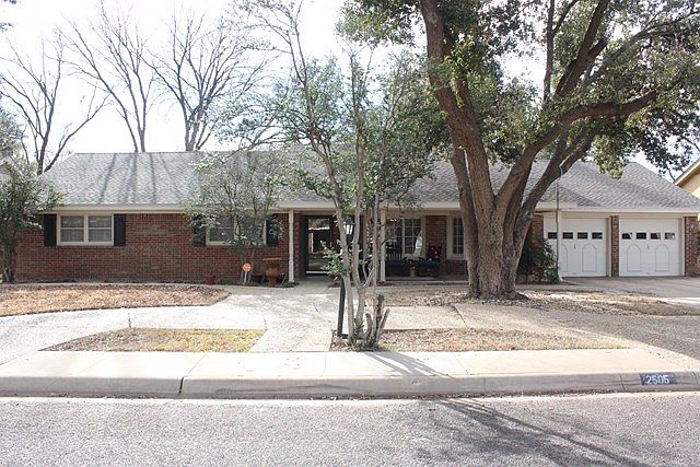 1st image of 2505 Camarie Ave