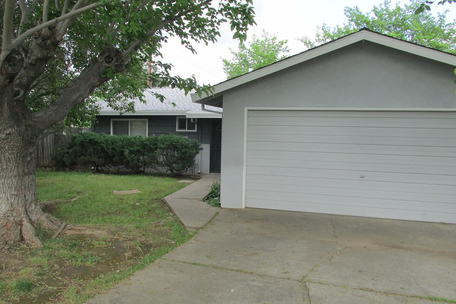 7140 7th St photo 1