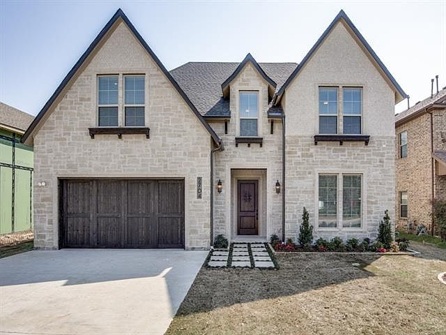 1st image of 2704 Mount View Dr