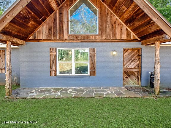 4th image of 619 Timber Cove Dr