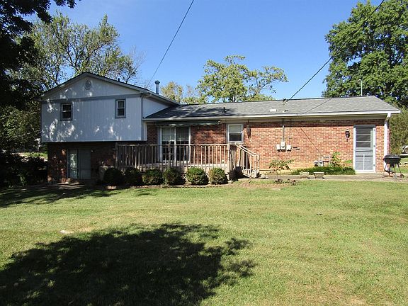 2nd image of 207 Knollwood Dr