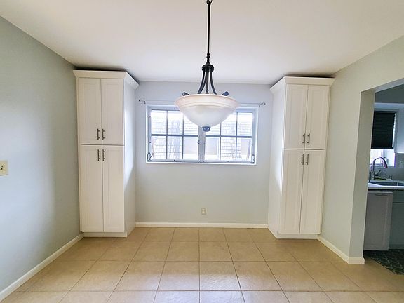 5th image of 423 Pine Tree Ct APT 23