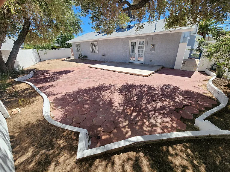 1909 Cherry Ln — Photo 26