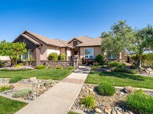 863 Santa Cruz Dr, Redding, CA