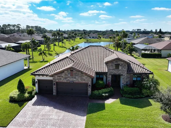 6210 Arcadia Sq, Vero Beach, FL 32966