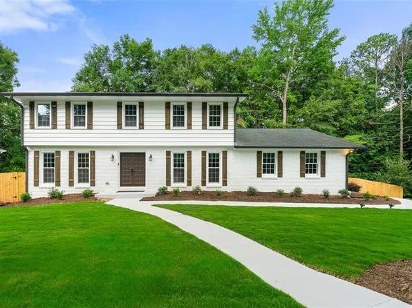 4555 Holliston Rd, Dunwoody, GA 30360