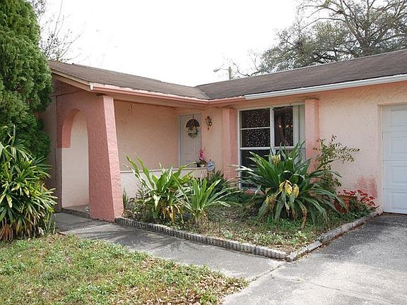 3rd image of 10110 Royal Acres Ct