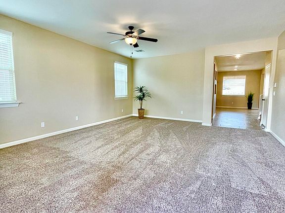 4th image of 5949 Hidden Acres Dr