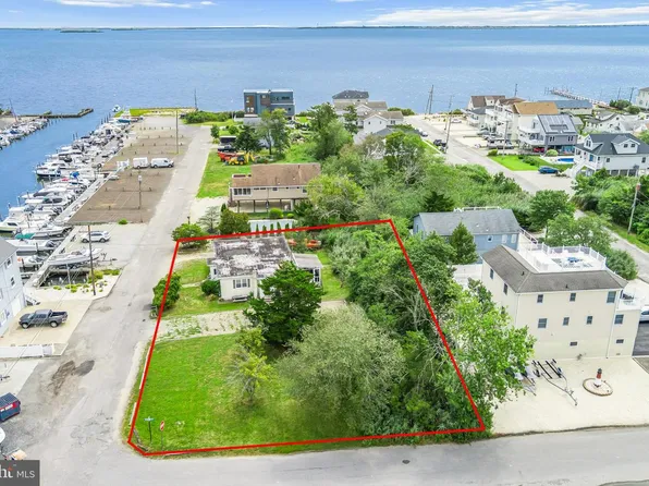 108 Baltic Ave, Waretown, NJ 08758