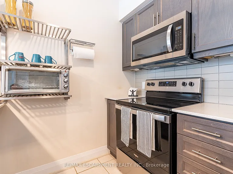 16 Concord Pl S #205 — Photo 33