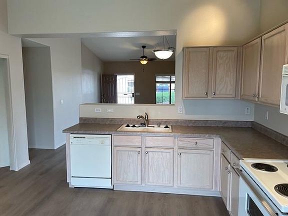 5th image of 15149 W Elko Dr
