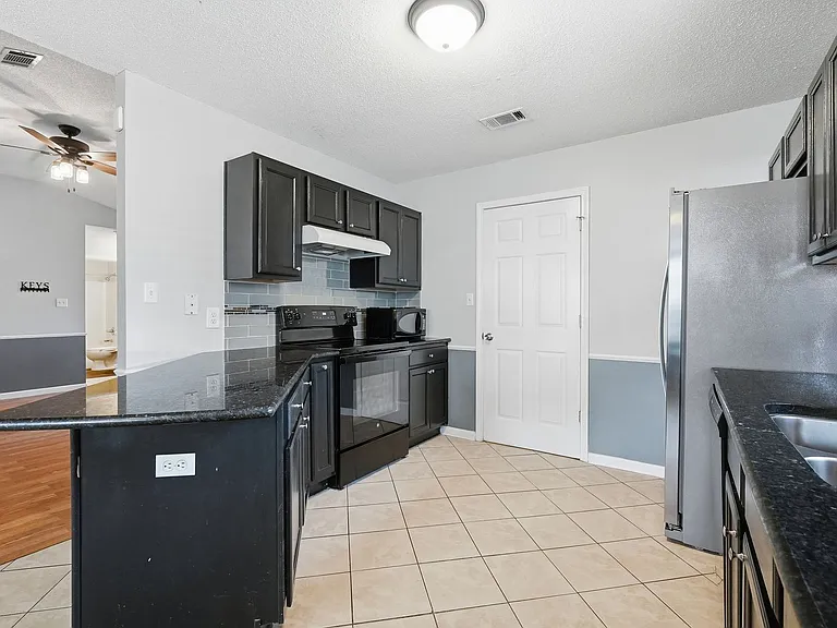 955 Pacific Silver Ct — Photo 9
