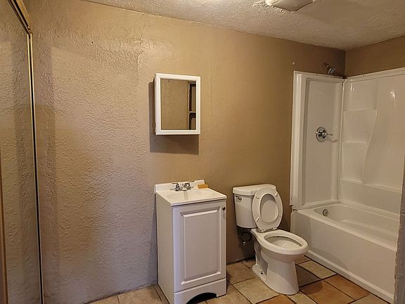 5th image of 1156 N Campo St Unit A