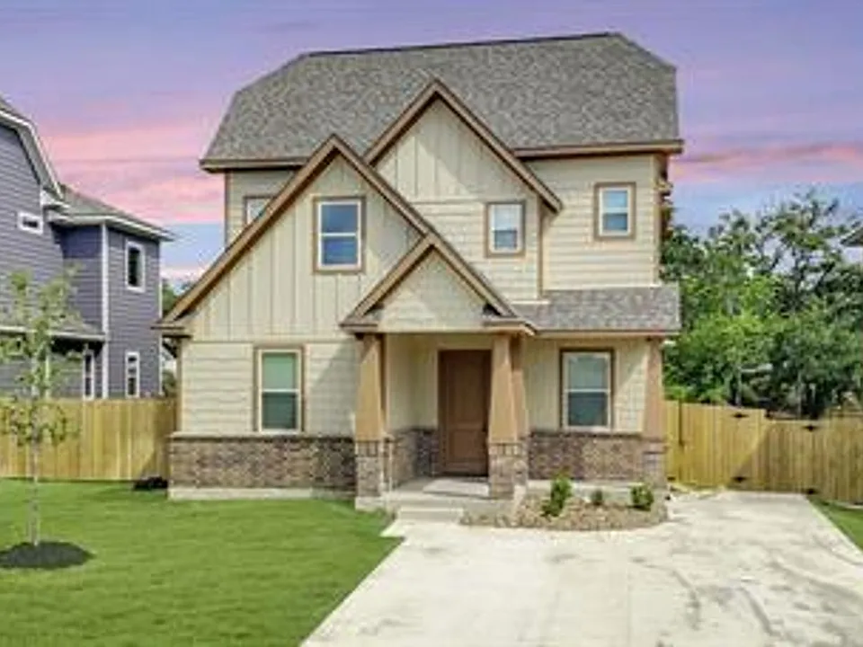 309 Fairway Dr #B
