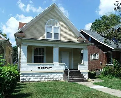 716 Dearborn Ave photo 1