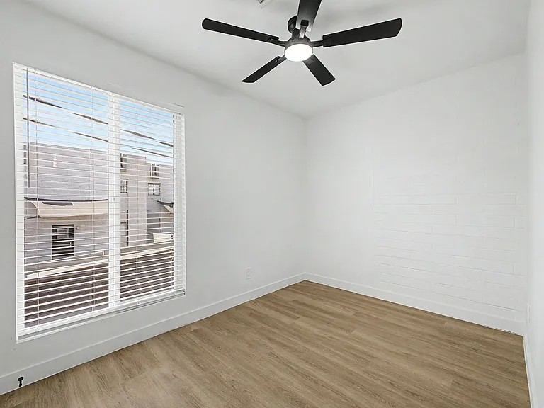 1804 E Concorda Dr #18 — Photo 15