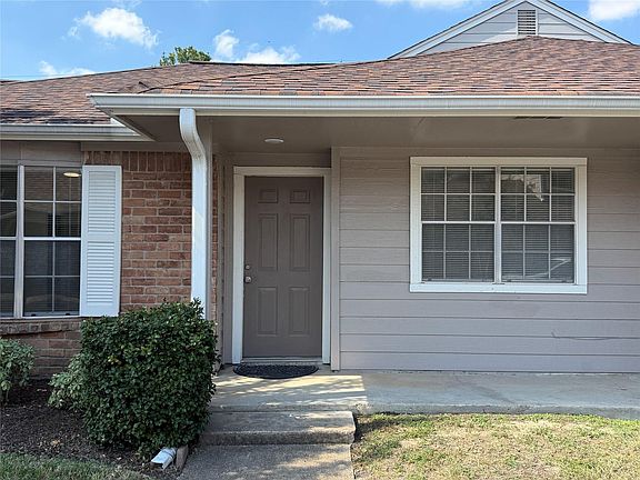 3rd image of 14020 Schroeder Rd APT 130