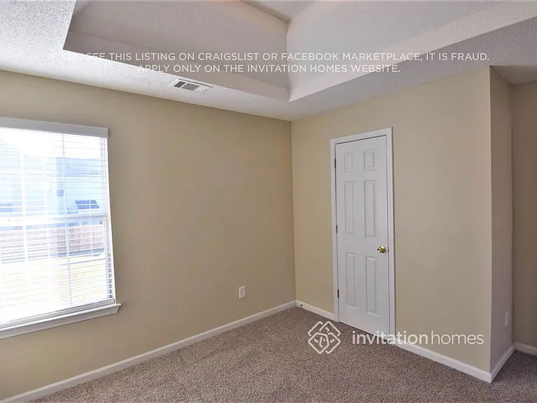 3563 Creekview Dr — Photo 7