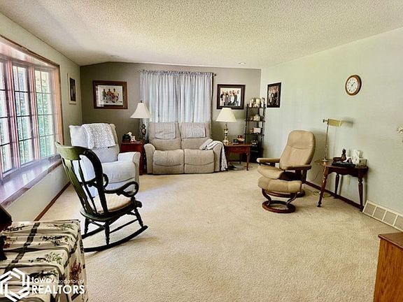 2nd image of 13087 Cedar Hills Dr