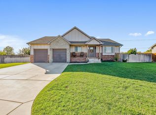 4735 N Wyndham Cir, Wichita, KS 67219