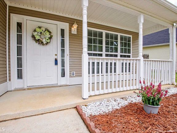 5th image of 343 Prescott Ct