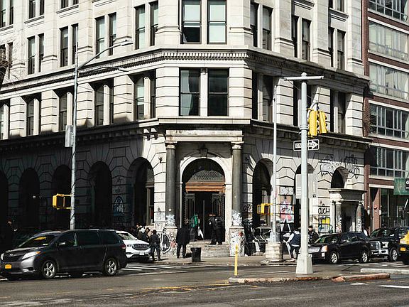 3rd image of 278 Mott St #C3