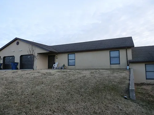 1825 Pinnacle Point Dr Photo 1