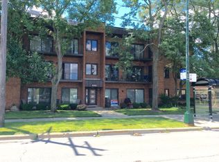 8465 W Lawrence Ave APT 1B, Chicago, IL 60656
