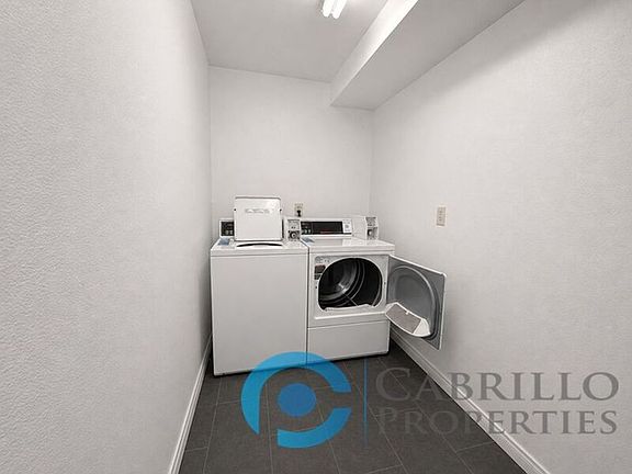 5th image of 4328 Louisiana St APT 4