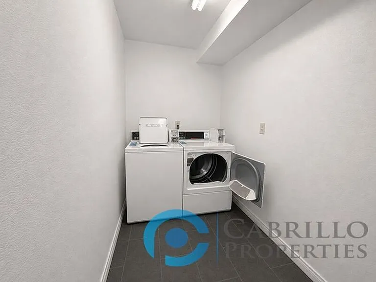 4328 Louisiana St #4 — Photo 5