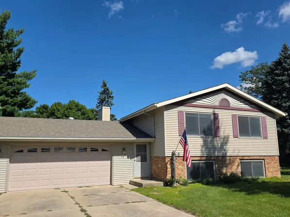 1727 30th St NW, Rochester, MN 55901