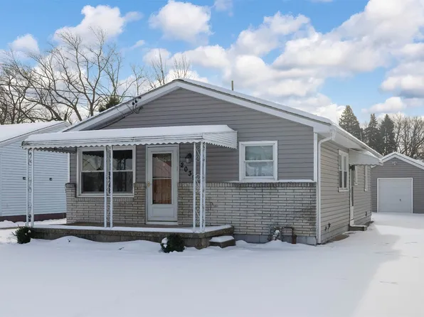 2039 W 24th St, Erie, PA 16502