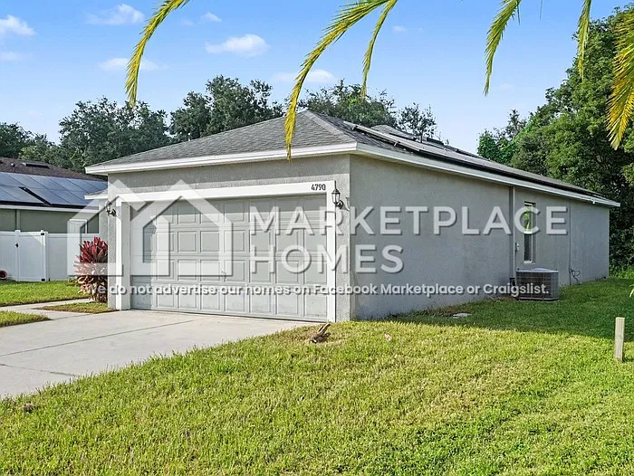 3 bed, 2.0 bath, 1552 sqft, $1,725 — Photo 3