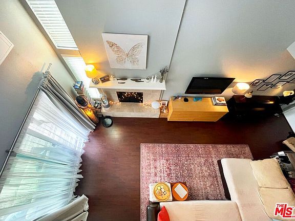 3rd image of 4528 Colbath Ave APT 206