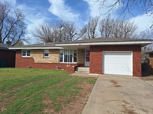 1601 N Sterling Ave Photo 1