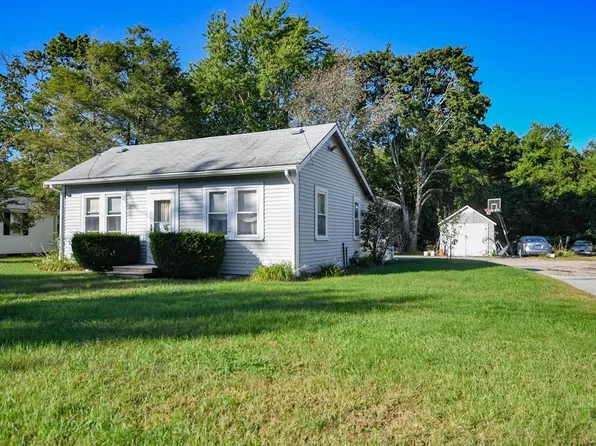 1001 Point Rd, Marion, MA 02738