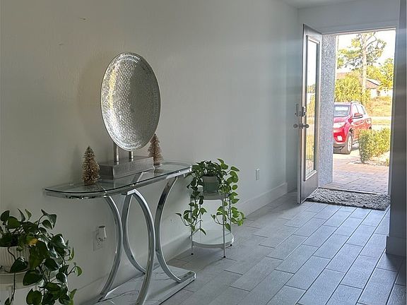 3rd image of 4314 Garden Blvd