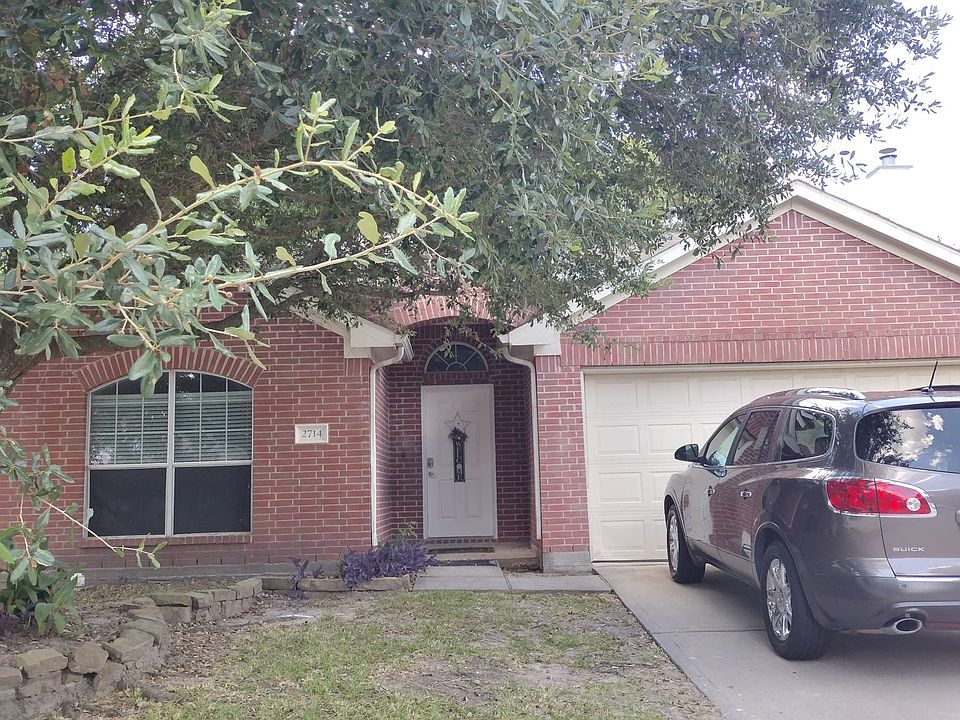 1st image of 2714 Thompson Creek Dr