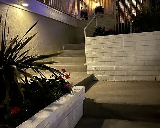 5th image of 7924 W 80th St