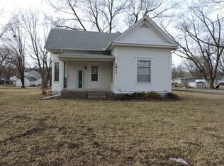 1811 Monroe St, Hamburg, IA 51640