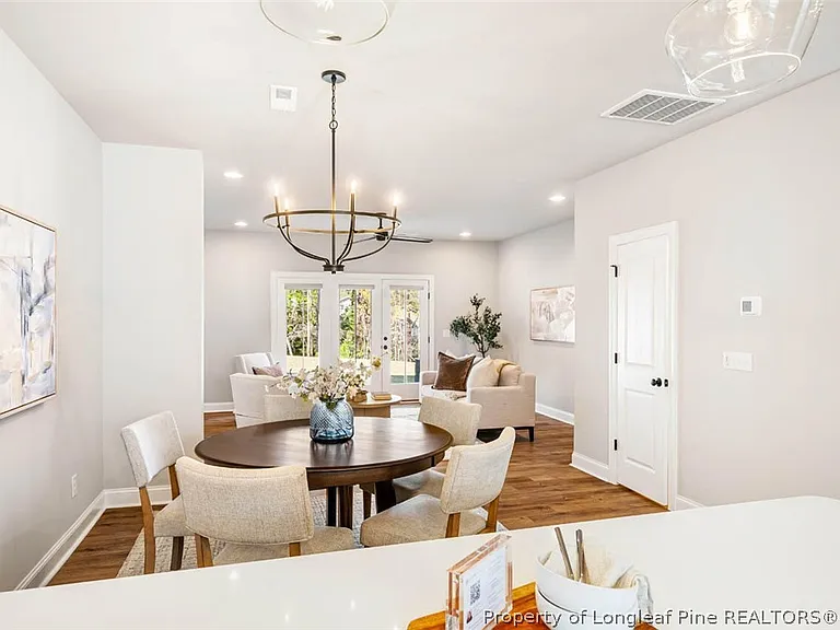 5709 Parker Pines Ct — Photo 10