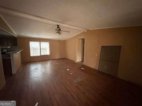 4th image of 74 Davis Rd
