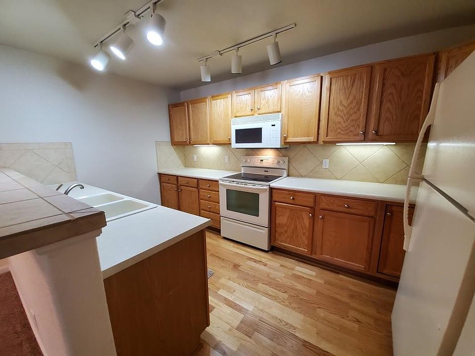 Hardwood Floors in Kitchen